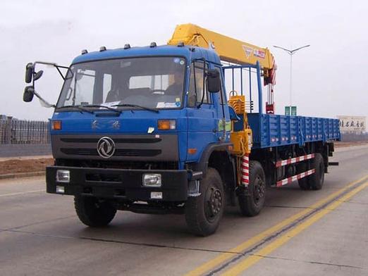 程力專用汽車股份銷售十八分公司 隨車起重運(yùn)輸車，專業(yè)運(yùn)輸解決方案的可靠選擇